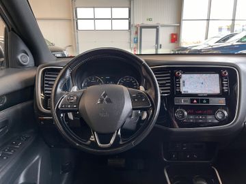 MYAUTOCENTER – Gebraucht- und Jahreswagen mit Werkstattservice in Pfaffenhofen Mitsubishi Outlander Active+ 4WD *1. Hand*AHK*Bi-LED*