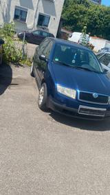 Skoda Fabia 1.4 Combi Life Life - Skoda Fabia mit Benzin-Antrieb: Blau, Kombi, 1.4