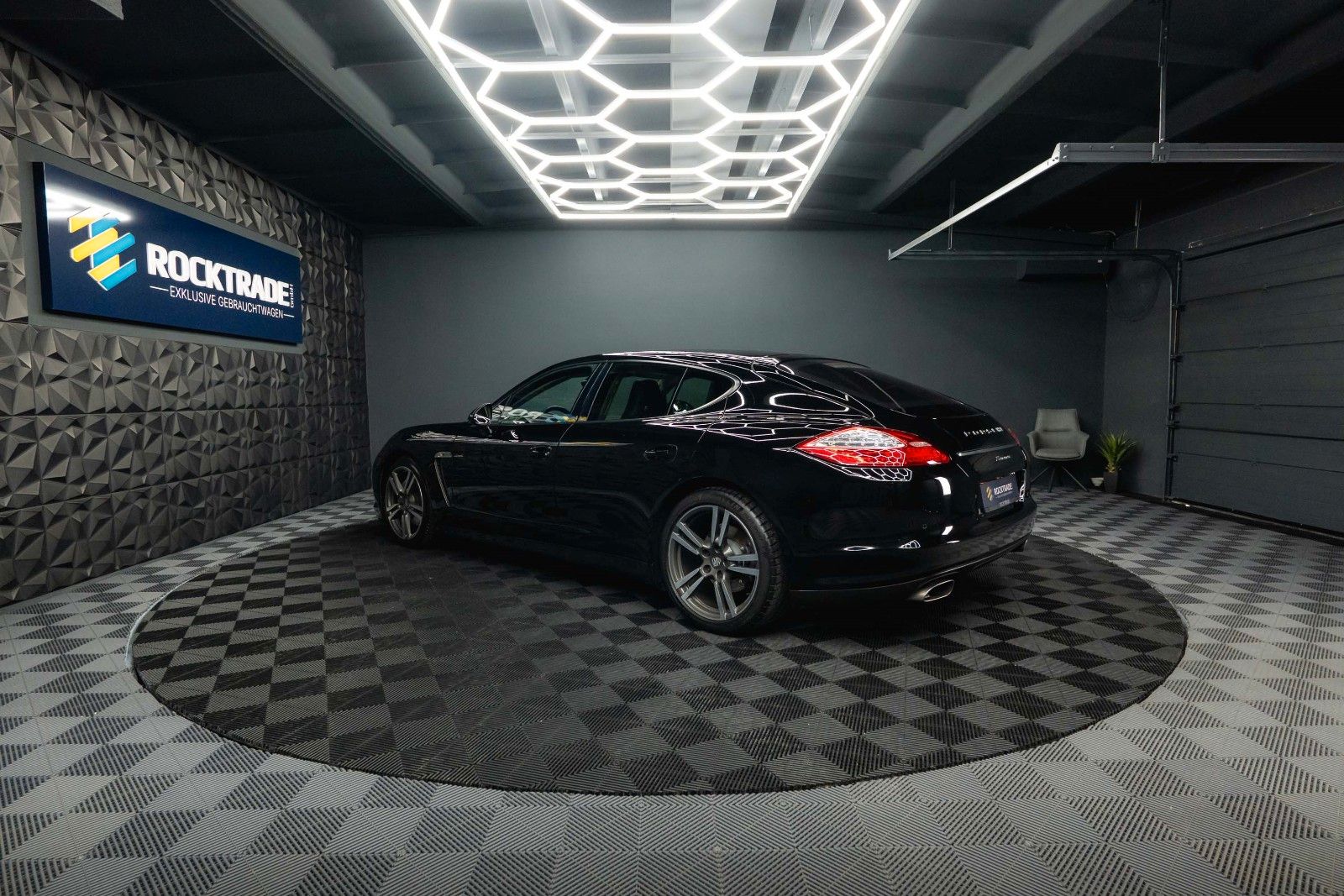 Fahrzeugabbildung Porsche Panamera 3.0 V6 Diesel *Active Suspension*Kamera