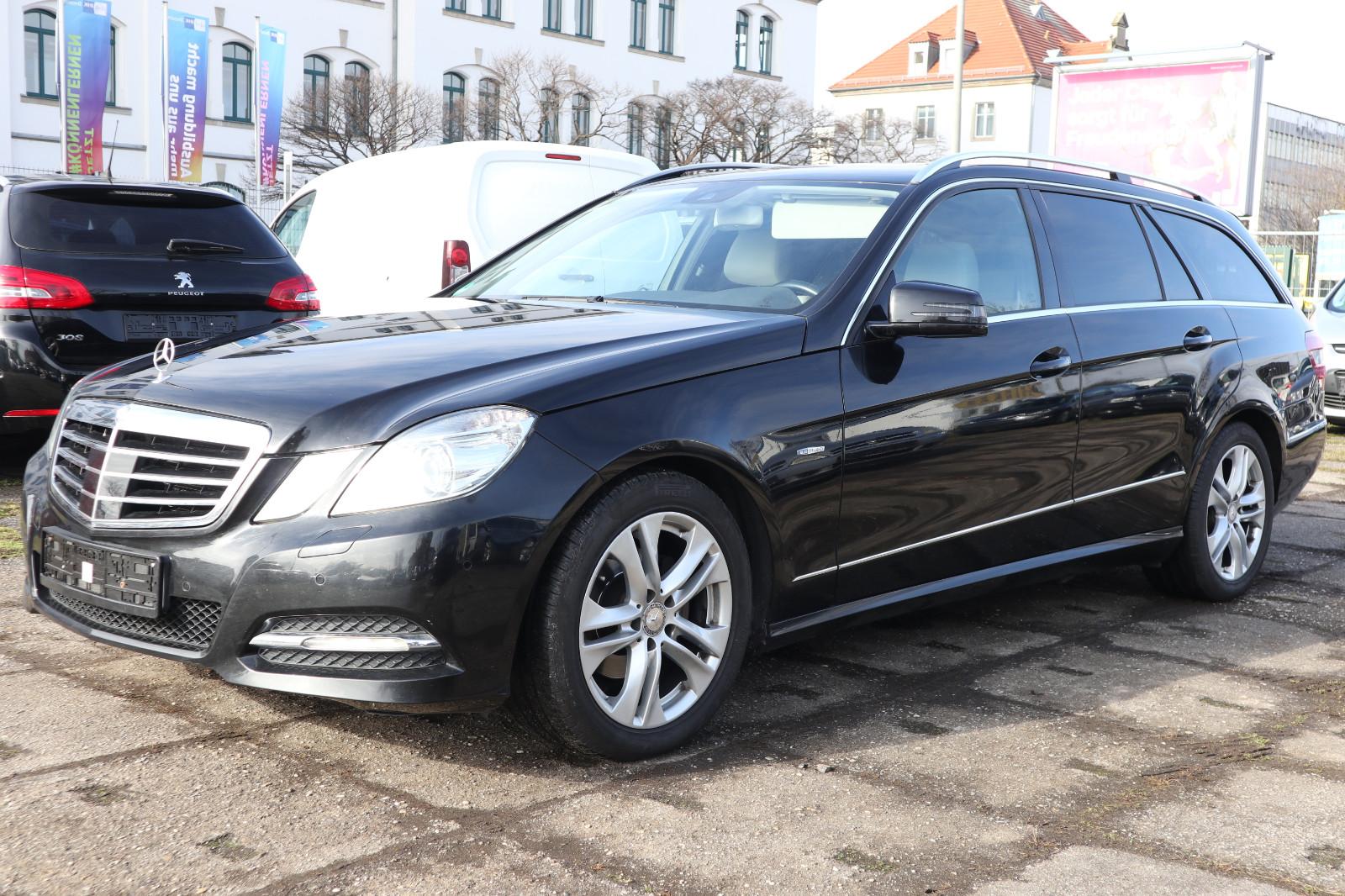 Mercedes-Benz T-Modell E 200 CDI BlueEfficiency*Leder*Navi
