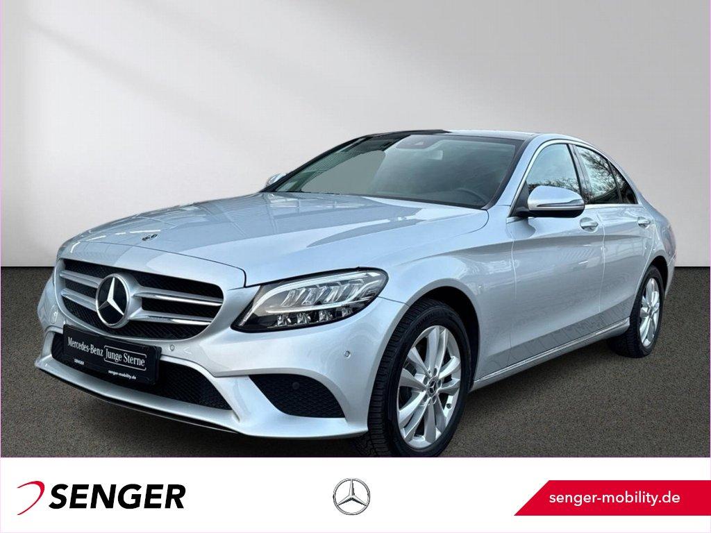 Mercedes-Benz C 220 d 4M Avantgarde Panorama Kamera Ambiente