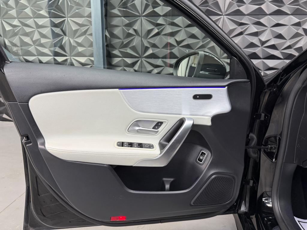 Mercedes-Benz A 180d AMG Limousine, Foto 19 von 50