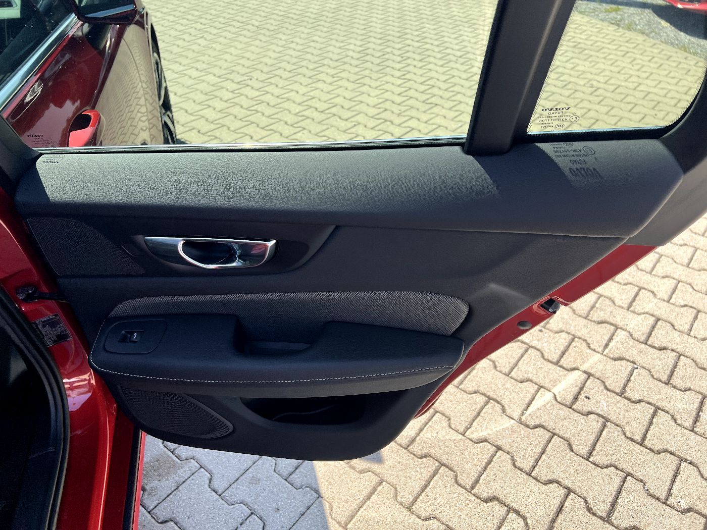 Volvo V60 Kombi Ultimate Bright Recharge LED Nav Leder foto 16
