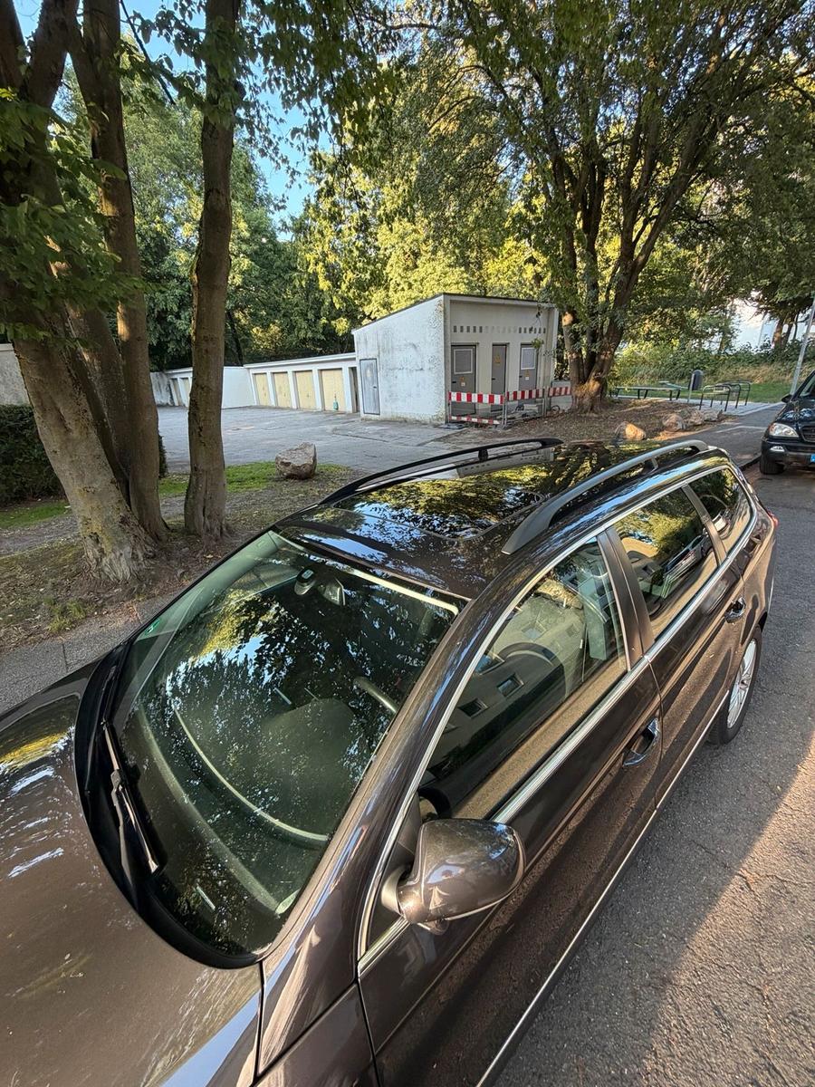 Volkswagen Passat 2009 — photo 11