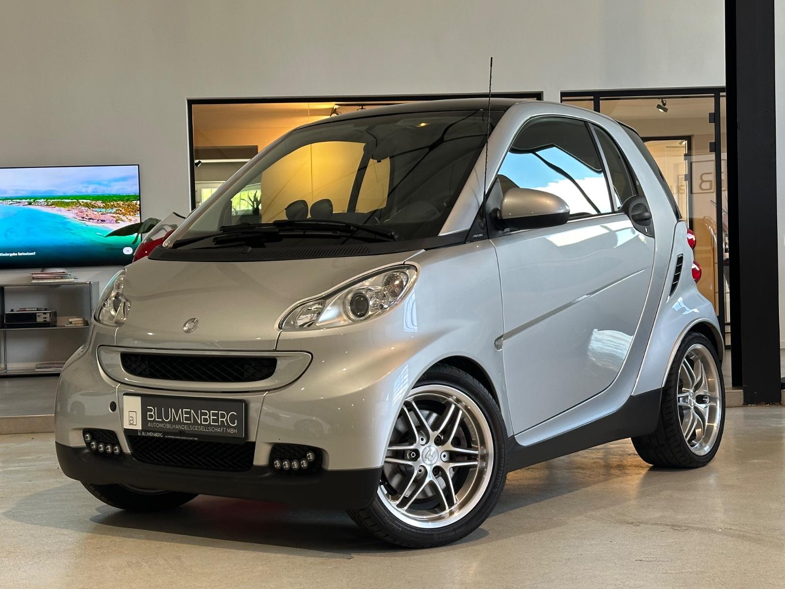 Smart ForTwo coupe Brabus *Panorama,Navi,SHZ,Tempomat*