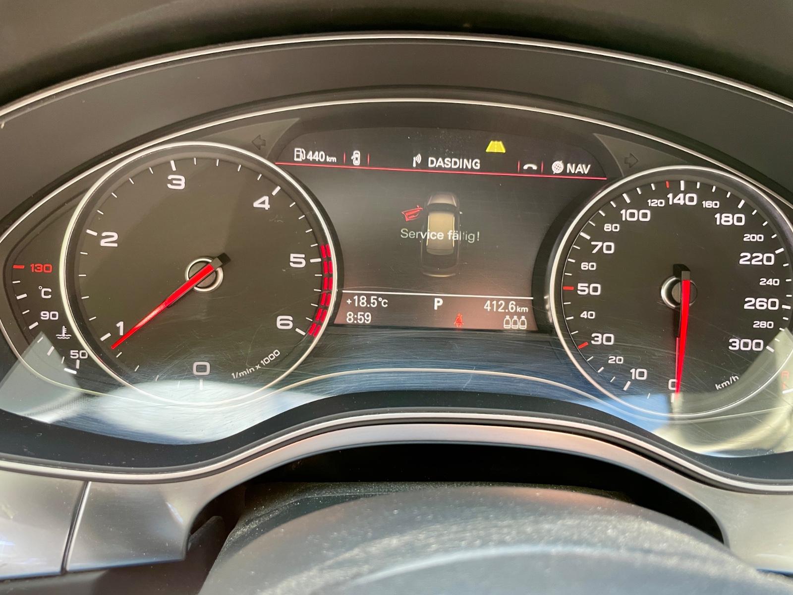Audi A6 2012 — photo 19