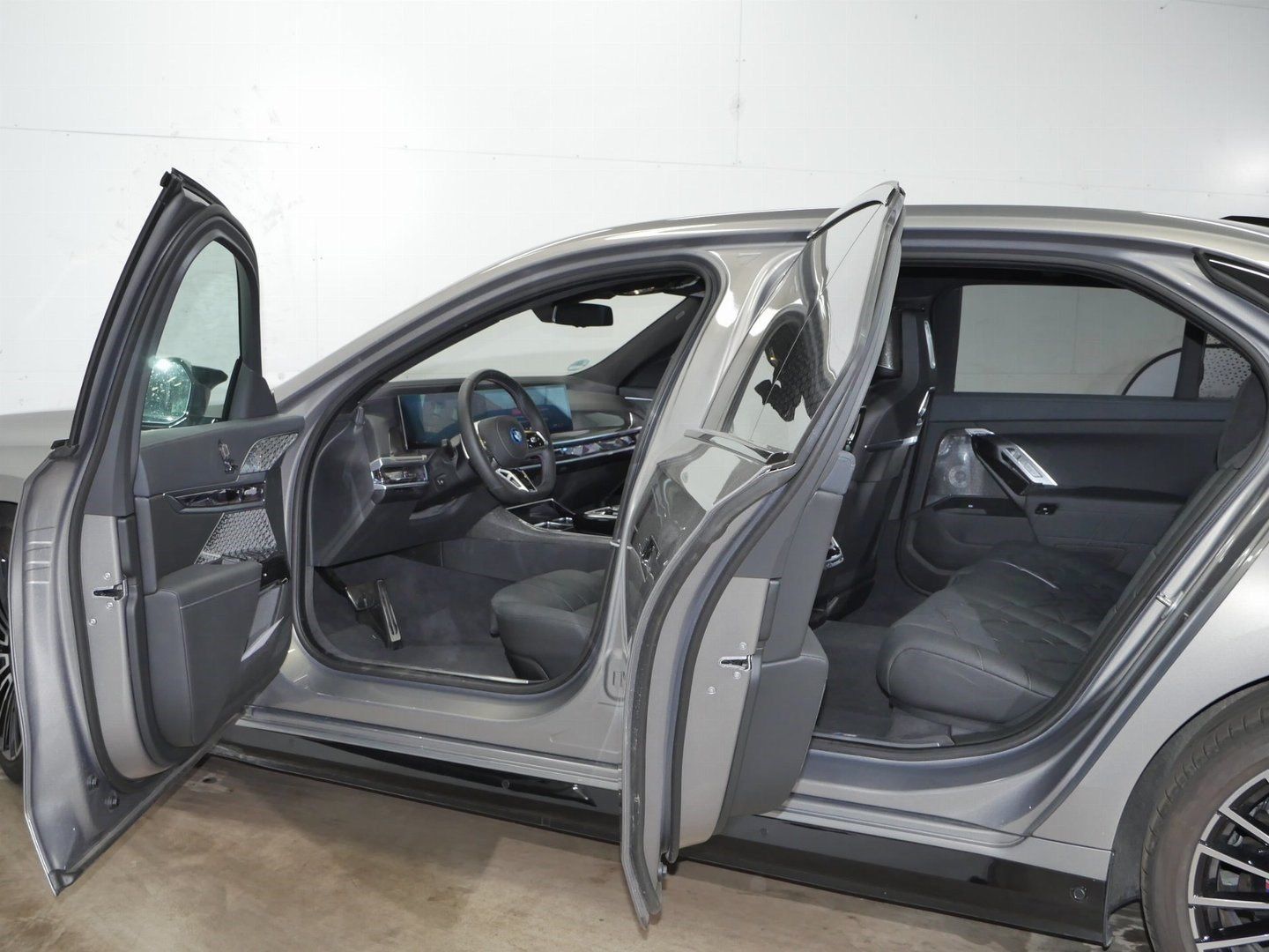 BMW i7 - Bild 13