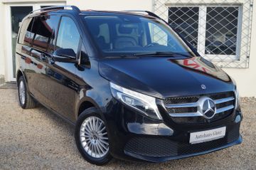Mercedes V 220 - 9