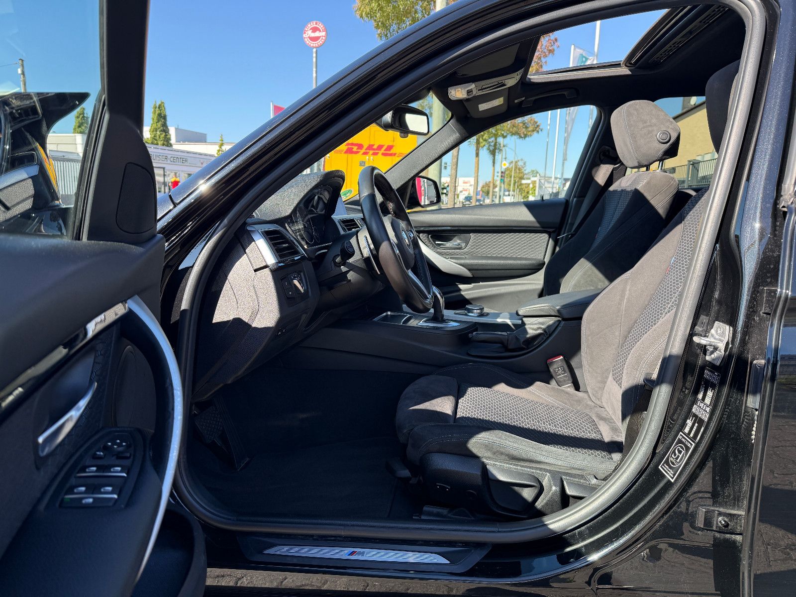 BMW 320 d M Sport Sport-Aut. HUD foto 9
