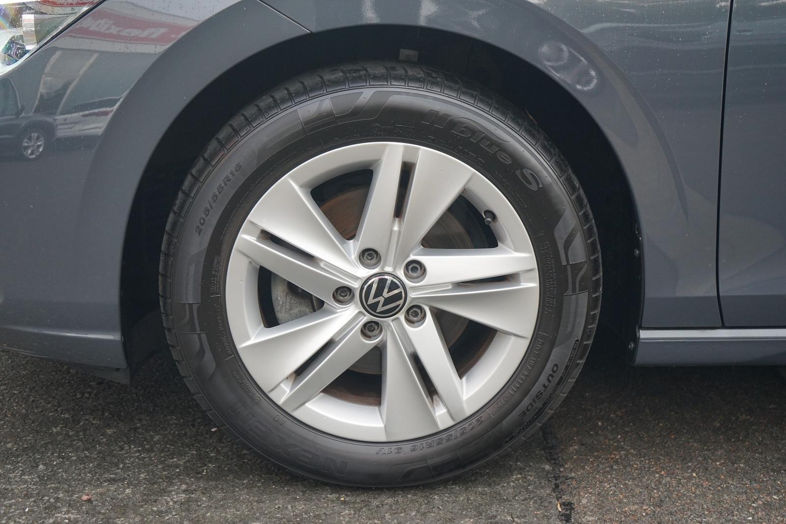 Volkswagen Golf VIII Variant 1.5 eTSI DSG LED Navi ACC PDC, миниатюра 27