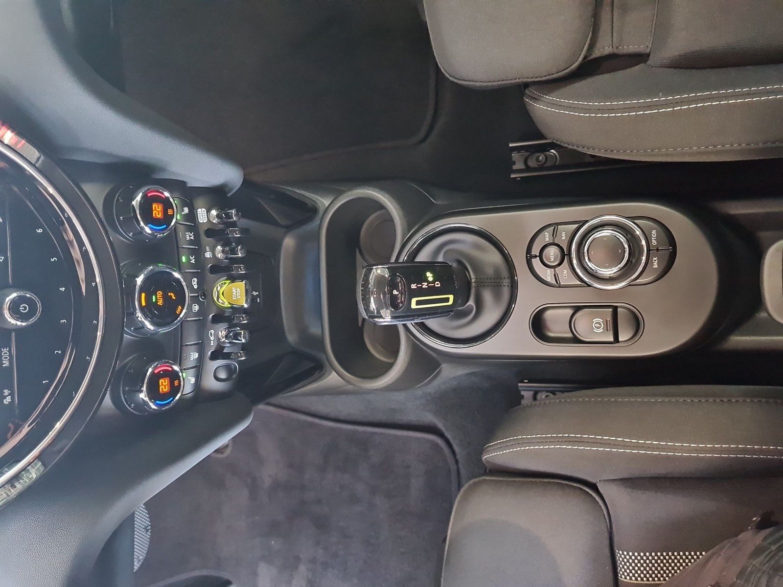 MINI Cooper SE - Bild 17