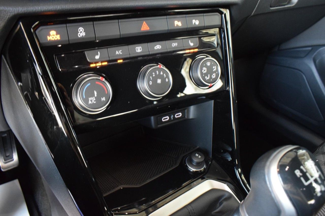 Volkswagen T-Roc - Bild 15