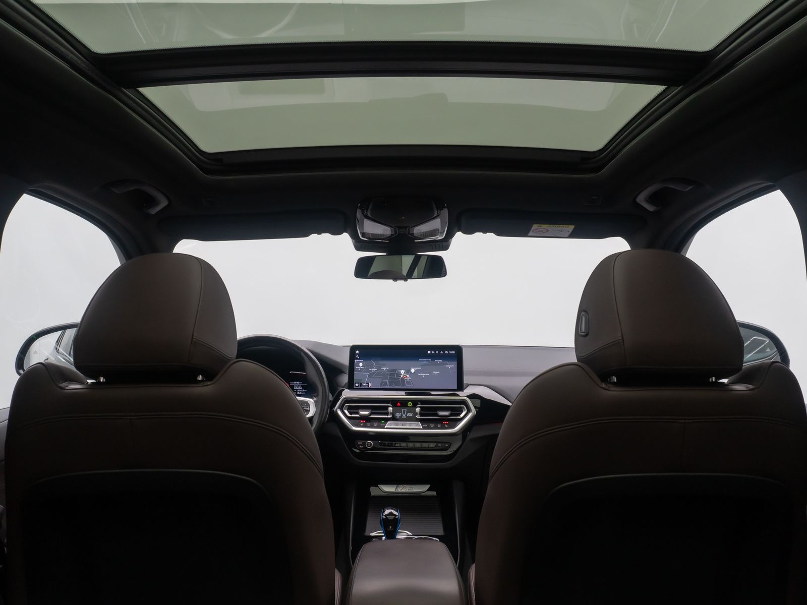 Fahrzeugabbildung BMW iX3 IMPRESSIVE 360&deg;Komfort HUD DAB Alarm Panoram