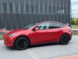 Tesla Model Y Long Range AWD, 20-Zoll, weiße Sitze, WR - Tesla Model Y: Rot