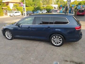 Volkswagen Passat - 4