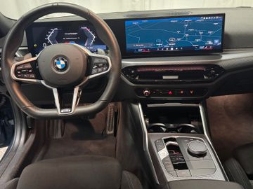 BMW 330 i Touring xDrive M Sport Navi LED Kamera