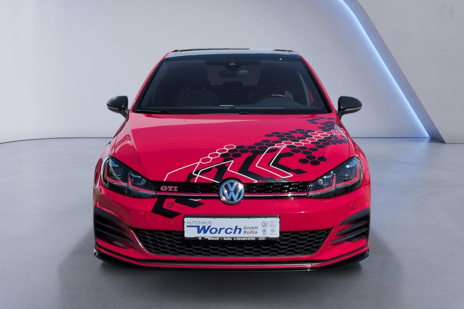 Volkswagen Golf VII "TCR" DSG KAMAERA+PANO+DCC+19"