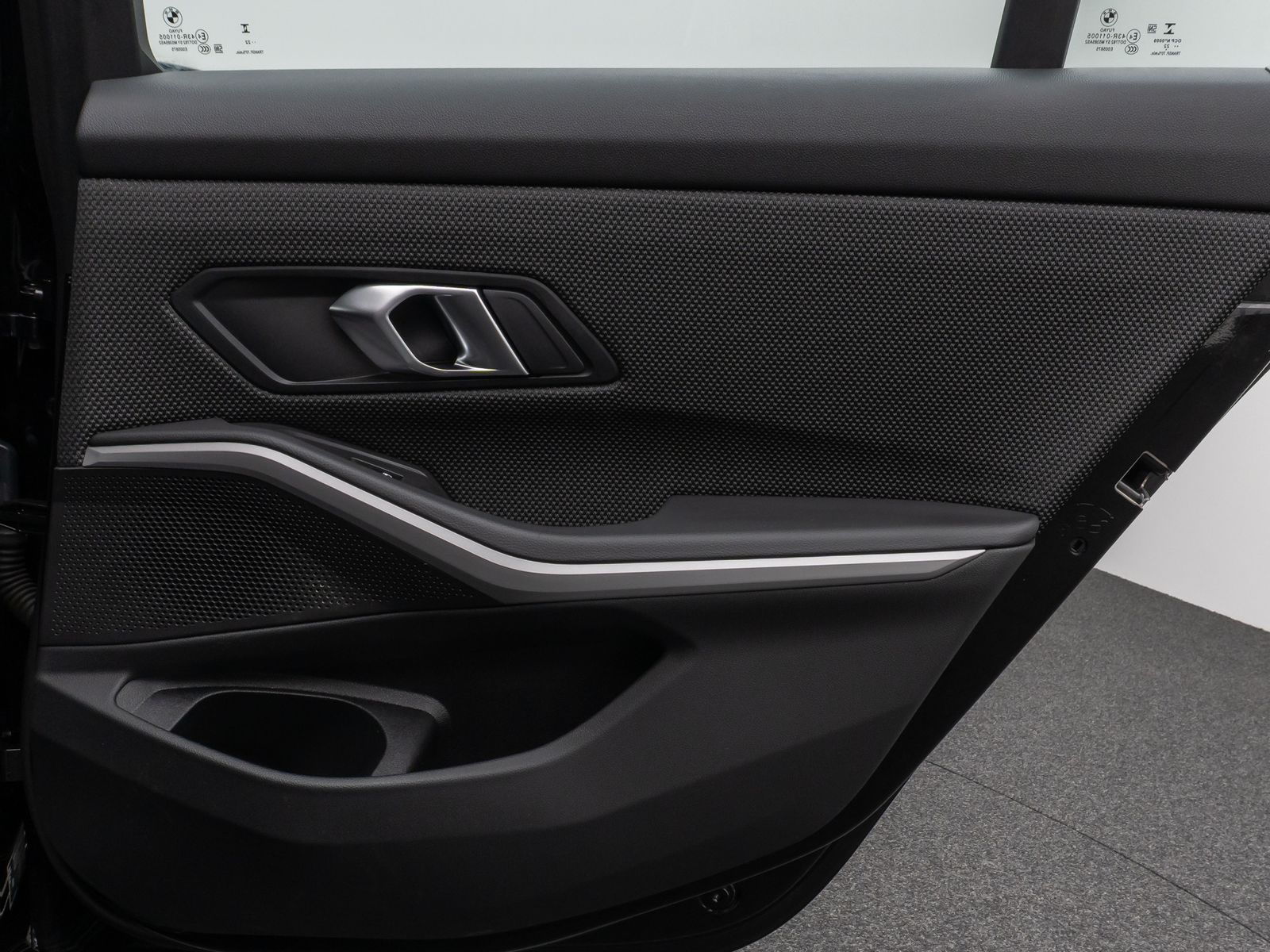 Fahrzeugabbildung BMW 330e DAB CockPit+ Lordos PDC Geschwindigkeitsreg