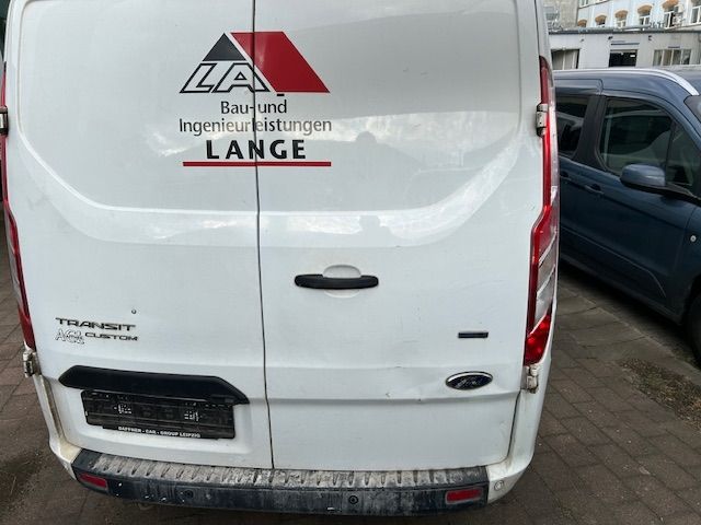 Fahrzeugabbildung Ford Transit Custom Kasten 300 L2 MOTORSCHADEN