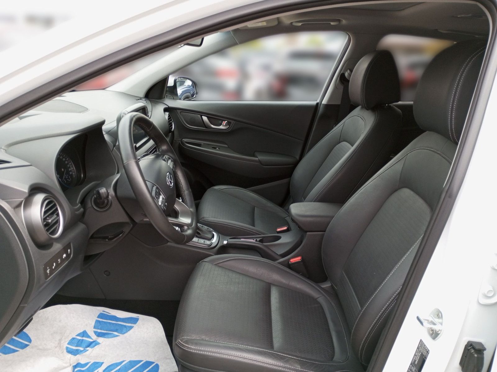 Fahrzeugabbildung Hyundai KONA 1.6 T-GDI Premium DCT 4WD Sitzp. Navi SD