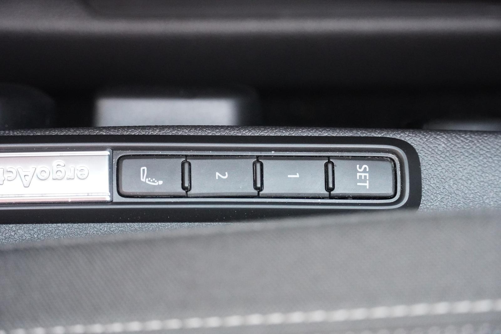 Volkswagen Golf VIII 1.5 TSI Style LED ACC Kamera AHK Navi, миниатюра 30