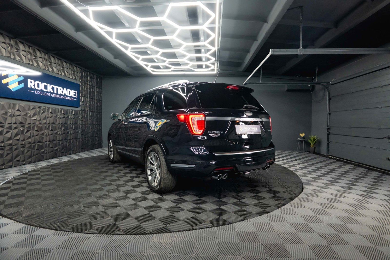 Fahrzeugabbildung Ford Explorer 3.5 V6 4x4 PLATINUM Twin-Turbo EcoBoost