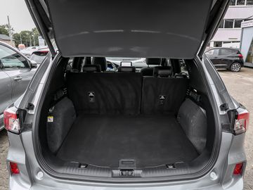 Ford Kuga 2.5 Plug-In Hybrid ST-Line X Winterpaket