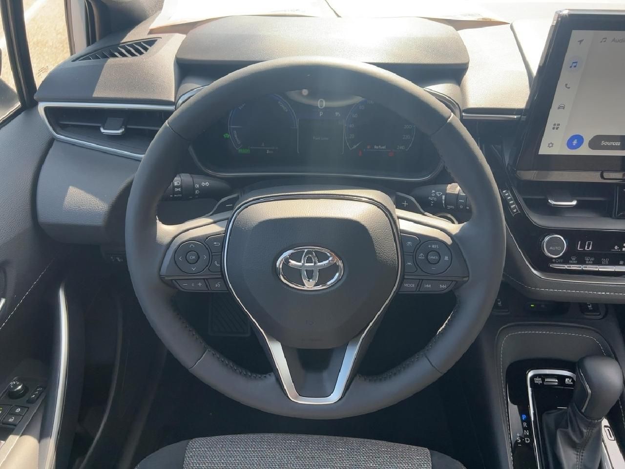 Fahrzeugabbildung Toyota Corolla TS 2,0 Hybrid Teamplayer *Technikpaket