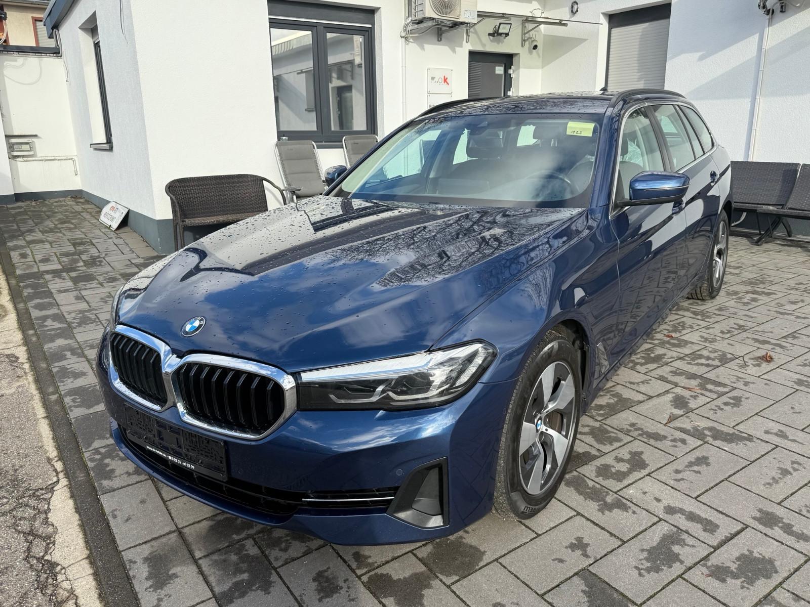 BMW 520 d xDrive Touring LED Digital Tacho