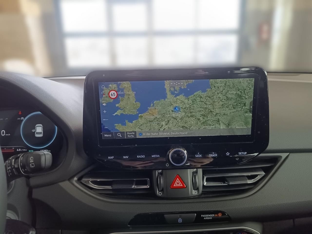Fahrzeugabbildung Hyundai i30 1.5 T-GDI ADVANTAGE PANO*LED*SHZ*LHZ*NAVI***
