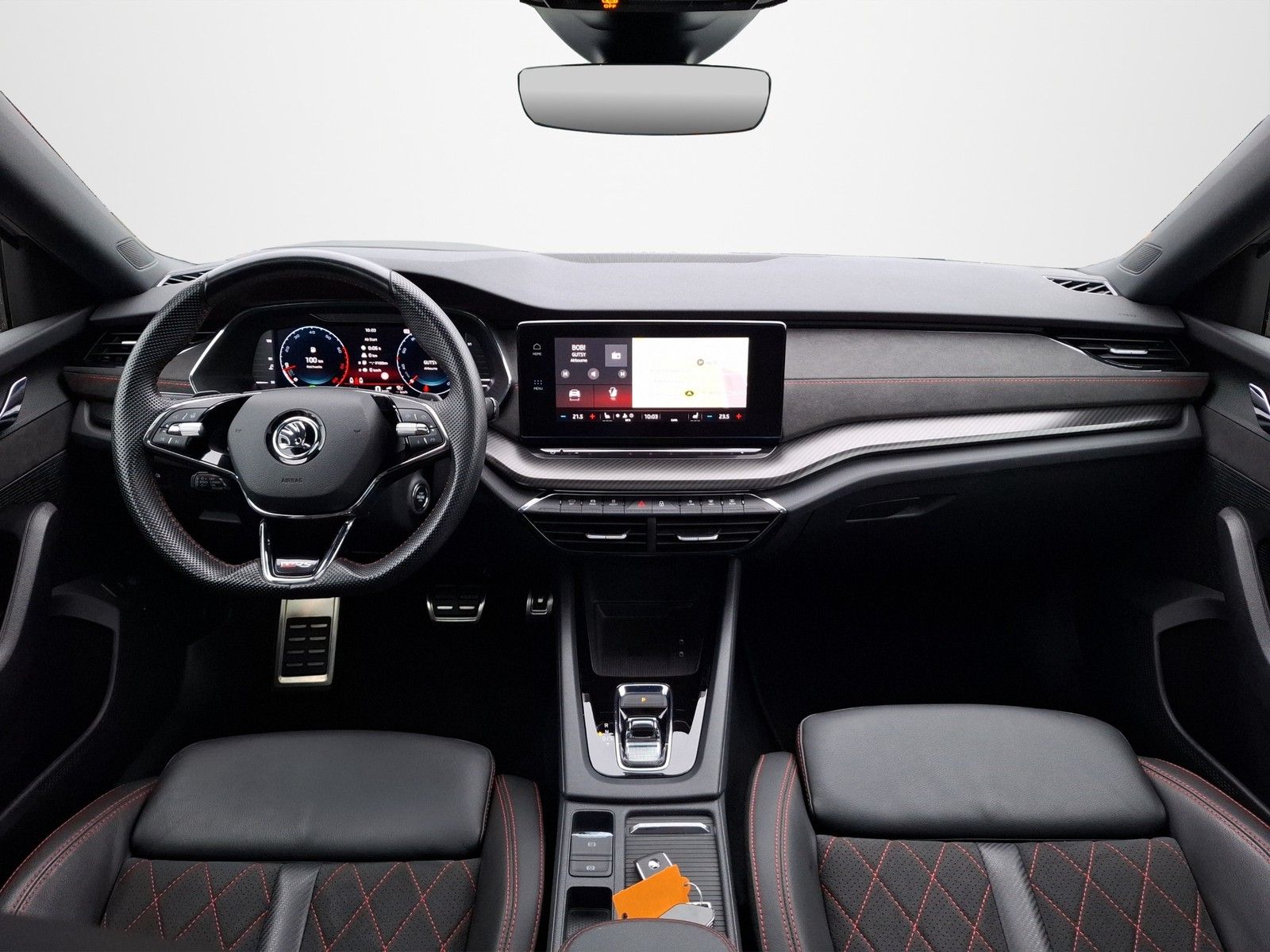 SKODA Octavia Combi RS Plus 2.0 TSI DSG / PANORAMA / A - Image 10