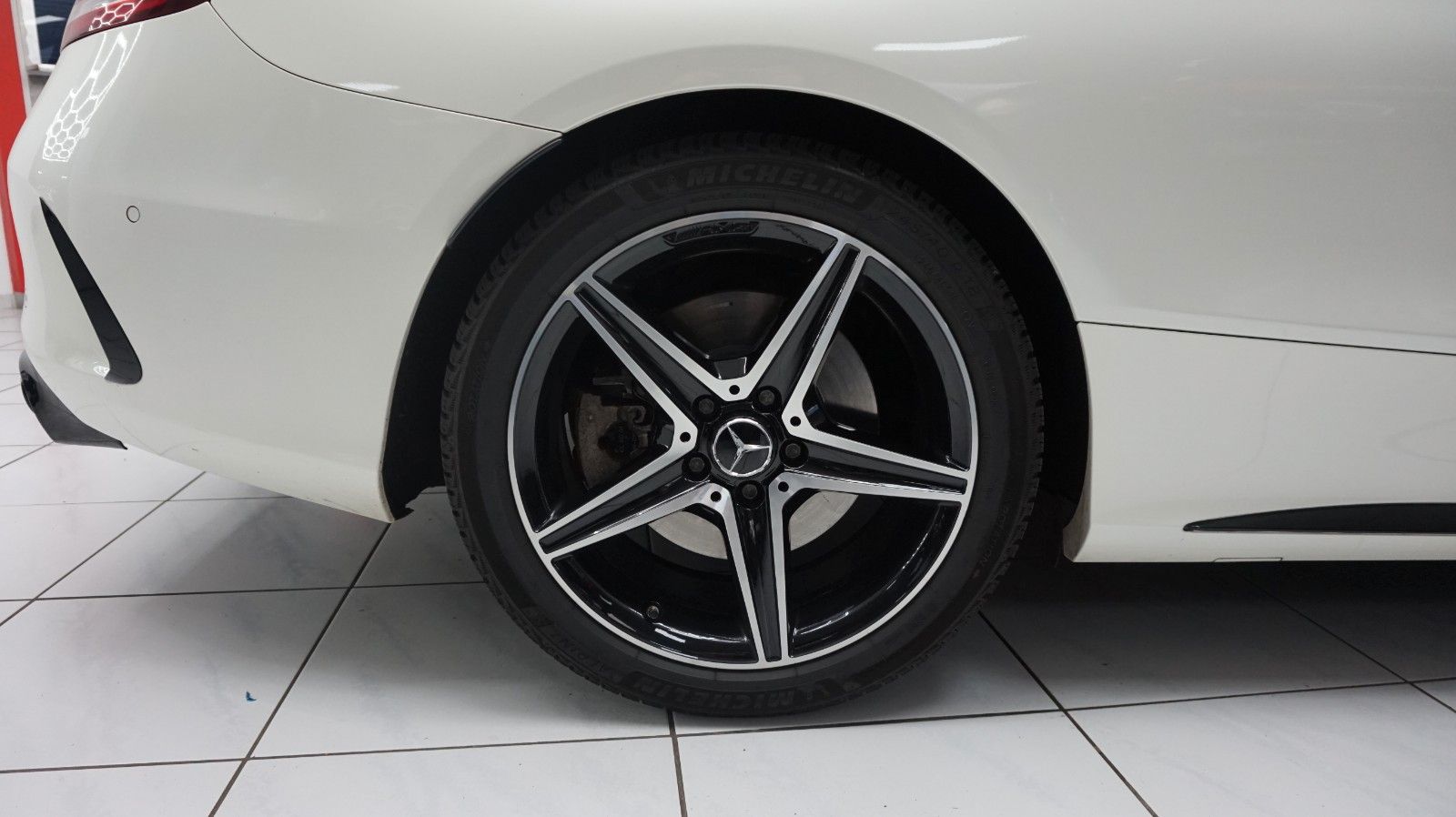 Fahrzeugabbildung Mercedes-Benz C 43 AMG C Coupe 4Matic Scheckheft gepflegt