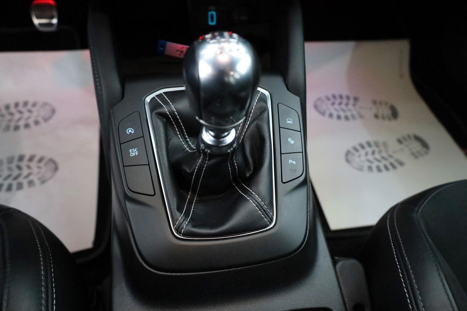 Fahrzeugabbildung Ford Focus Lim. ST Leder,Navi,LED,HeadUp,Panorama,B&O