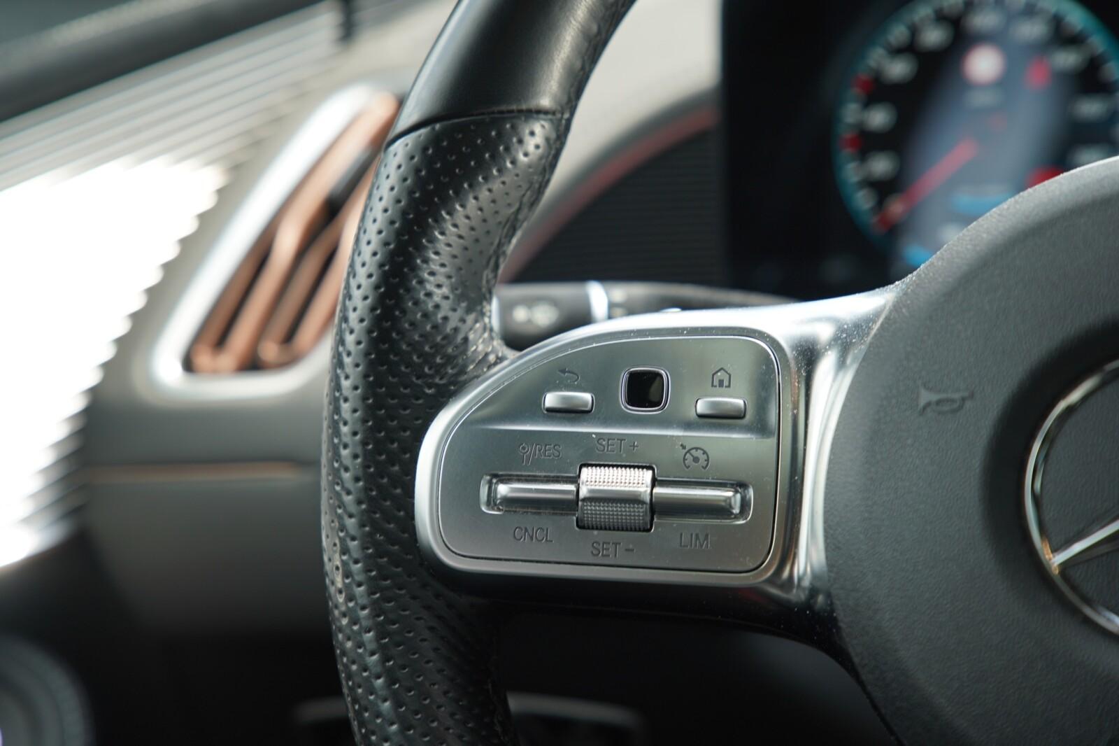 Mercedes-Benz EQC AMG Line 4Matic 360° Kamera Keyless Burmeste