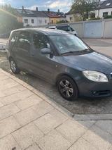 Skoda 2 x Autos im packet Skoda 1.4 & Mercedes C... - Skoda Roomster in München