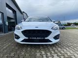 Ford Focus Lim.2.0  ST-Line NAVI/SH/LM17"/SPORT-SITZE - Ford Focus mit Diesel-Antrieb: Limousine, Sport