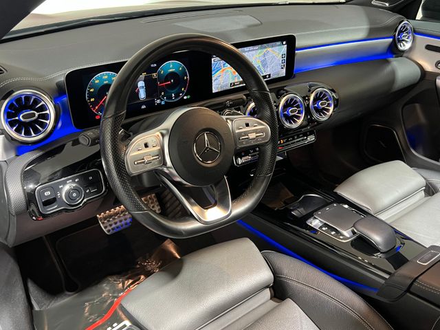 Mercedes-Benz CLA 180d Shooting Brake AMG-Line,Night,Pano,LED