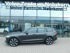 Fahrzeugabbildung Volvo V60 Cross Country B4 D AWD Plus 'Standheizung',A