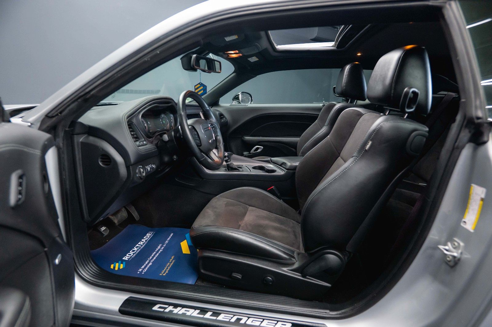 Fahrzeugabbildung Dodge Challenger 5.7 V8 R/T+ SRT WIDE BODY *LED*3tkm*