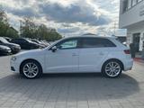 Audi A3 Sportback ambiente 1,4 TFSI  S-tronic LED 17° - Audi A3 mit Benzin-Antrieb: Limousine