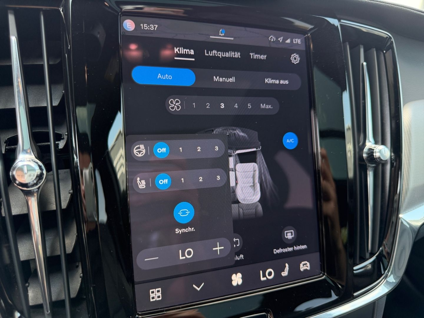 Volvo V90 Ultra Dark Recharge AWD StandHZG HUD Luftfah foto 18