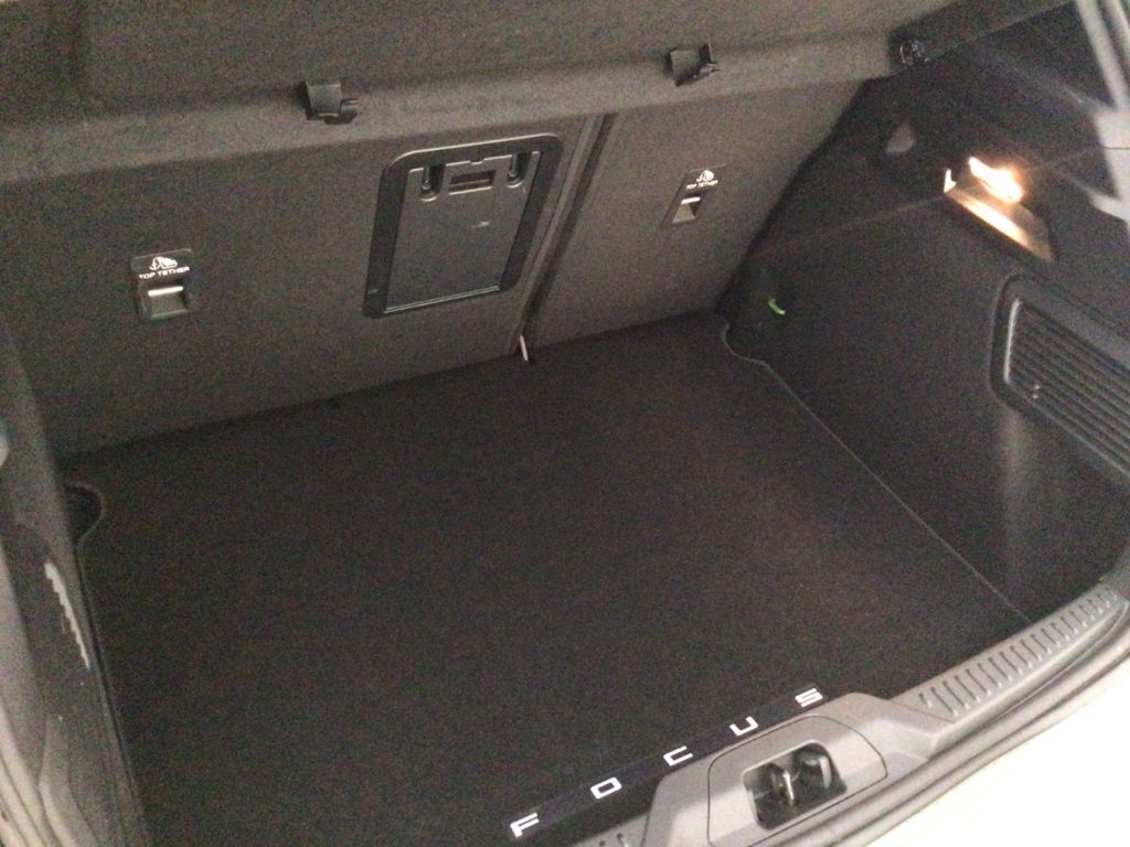 Fahrzeugabbildung Ford Focus ST X 2.3 EcoBoost EU6e