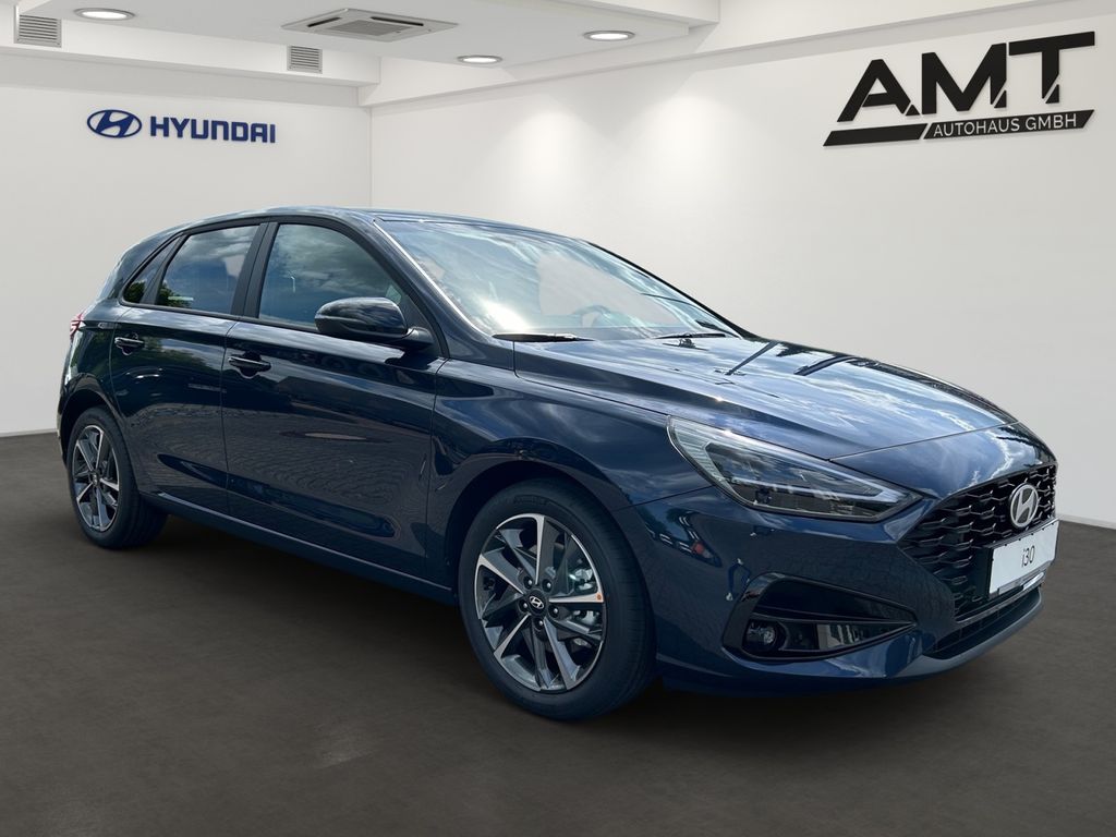 HYUNDAI i30 1.6 T-GDI Trend LED Navi USB Kamera PTS SHZ