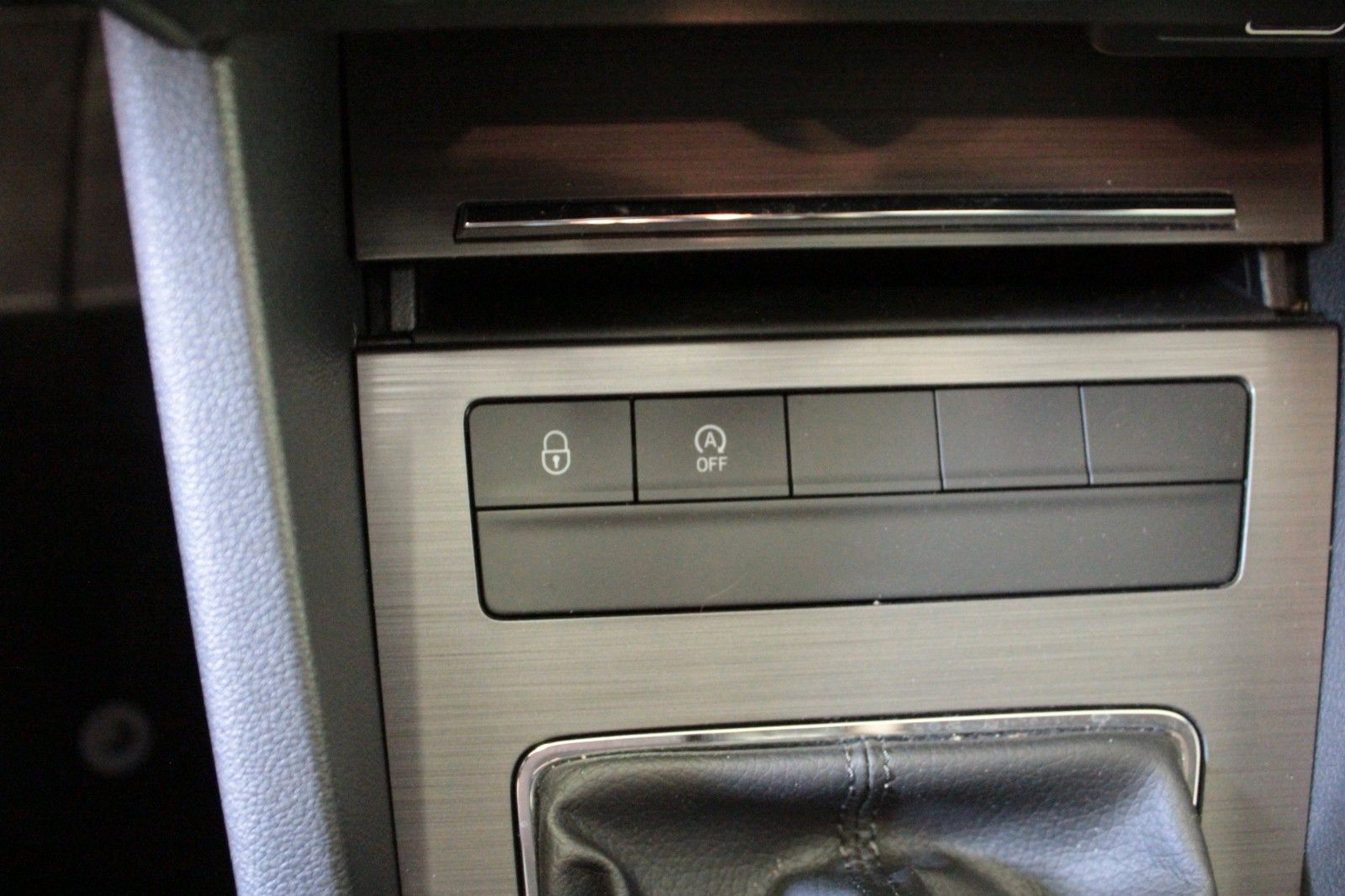 Fahrzeugabbildung SKODA Octavia 1.6 TDI CLEVER Combi  Navigation