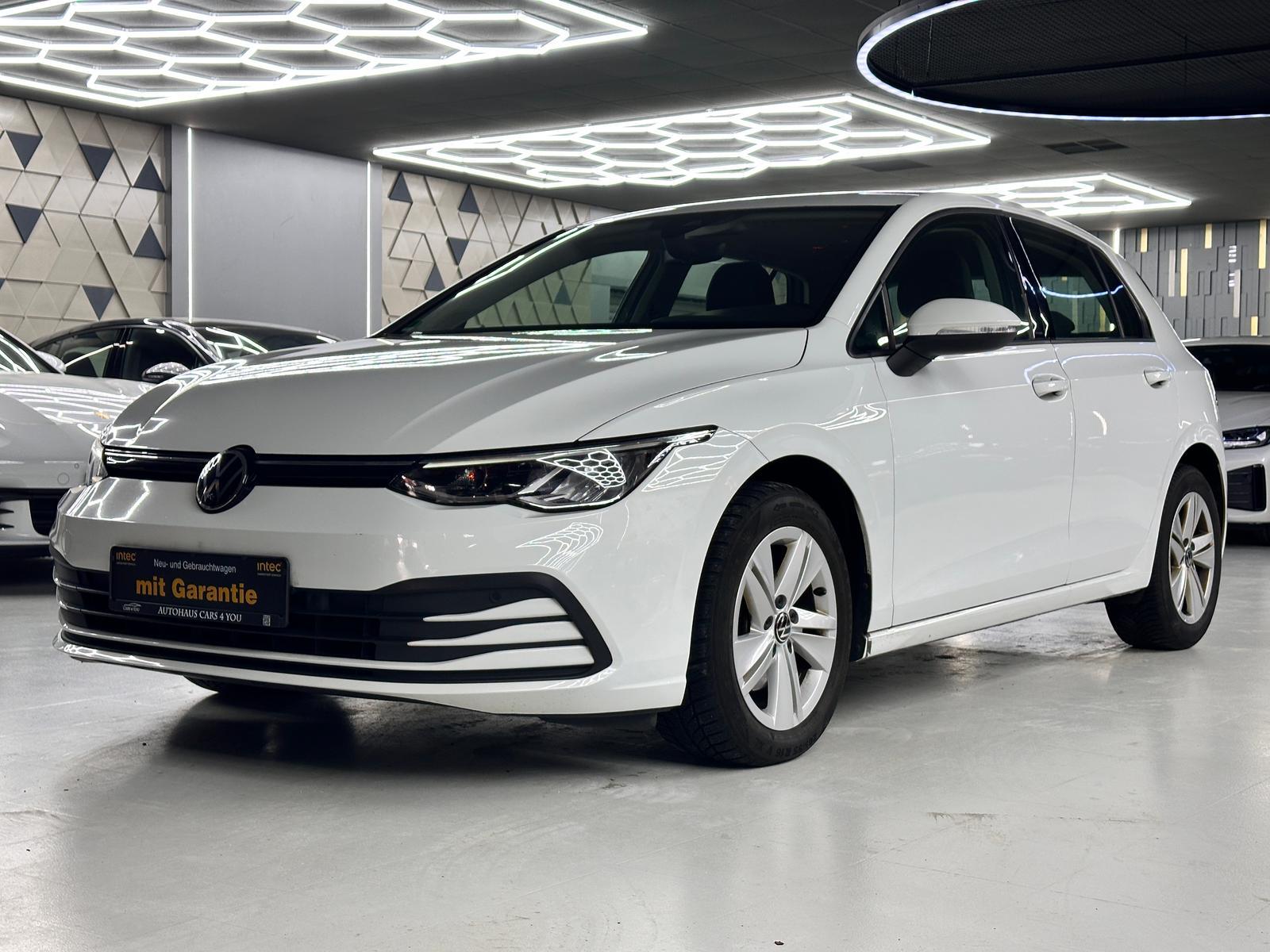 Volkswagen Golf 2.0 TDI Virtual/LED/DSG/ACC/LANE/PDC