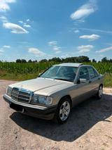 Mercedes-Benz 190 (W201) 2.0  5-Gang | Gu... - Mercedes-Benz 190