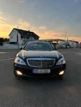 Mercedes-Benz Mercedes S-Klasse 320CDI W221 /Softclose, ... - Mercedes-Benz E 320 mit Diesel-Antrieb: Limousine, 3.2