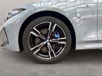 BMW 330 - Vorschau Bild 11