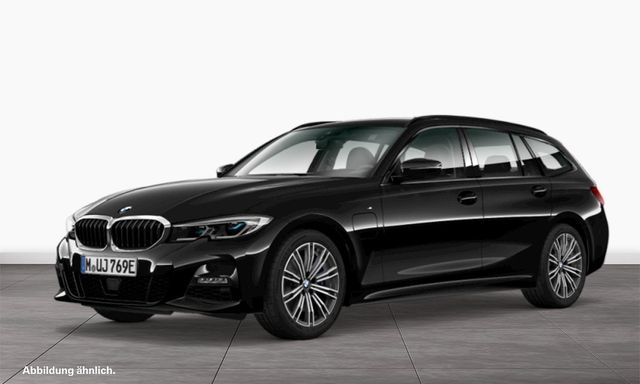 BMW 330e xDrive Touring