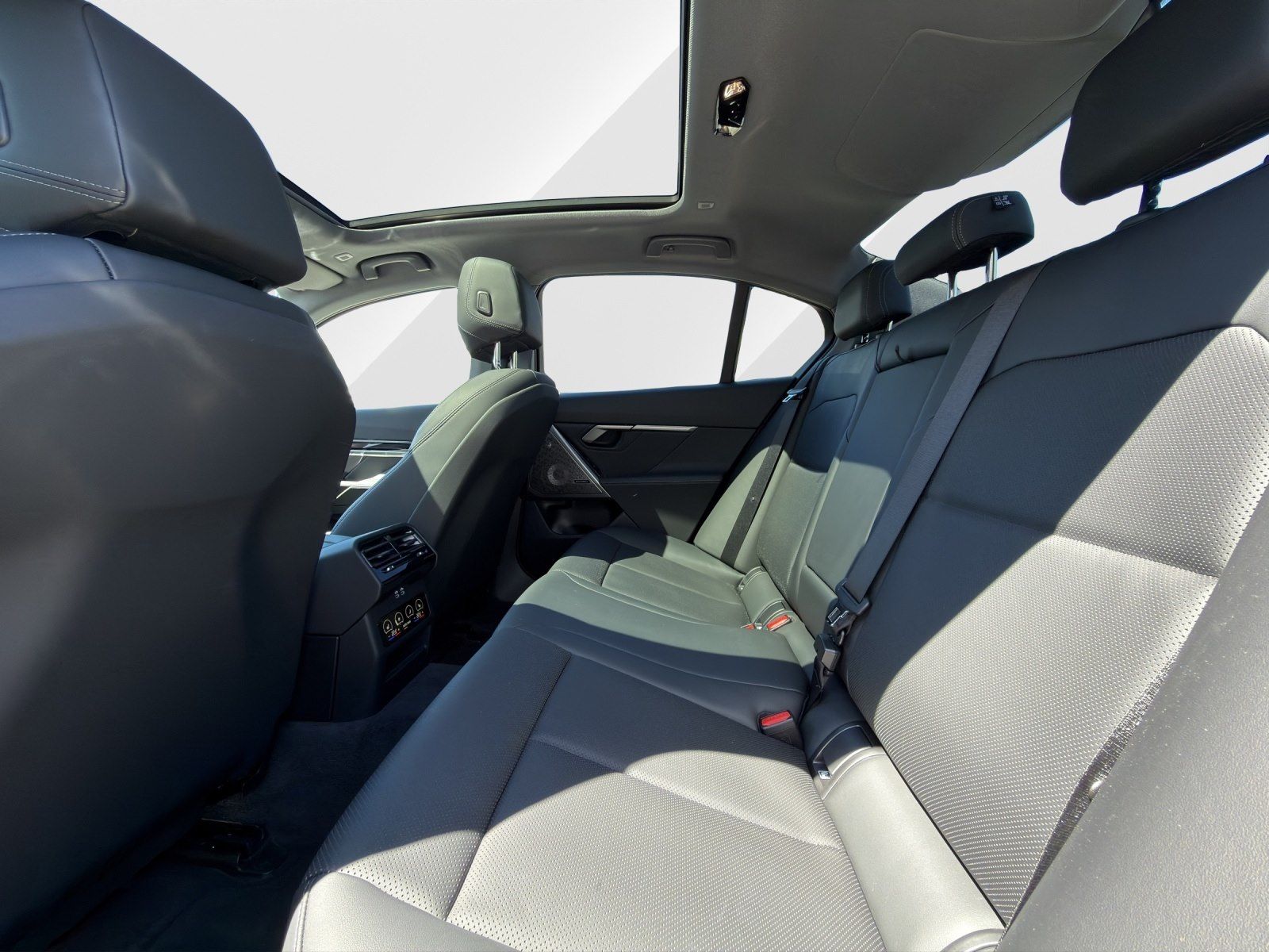 BMW 520 - Bild 13